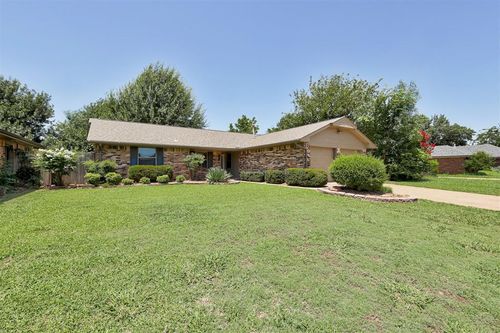 3313 Meadow Lane, Edmond, OK, 73013 | Card Image