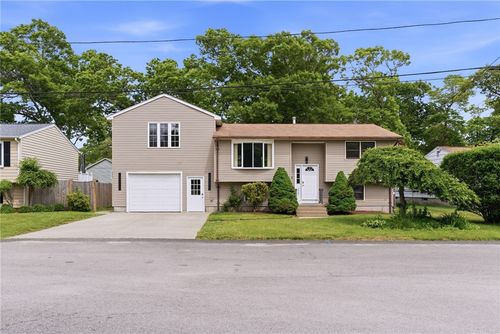 20 Killey Ave, Warwick, RI, 02889-3209 | Card Image