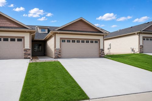 700 Shardlow Pl Ne, Byron, MN, 55920-1659 | Card Image
