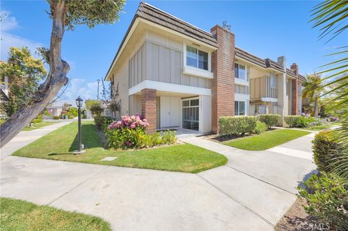 5191 Victoria Pl, Westminster, CA, 92683-4845 | Card Image