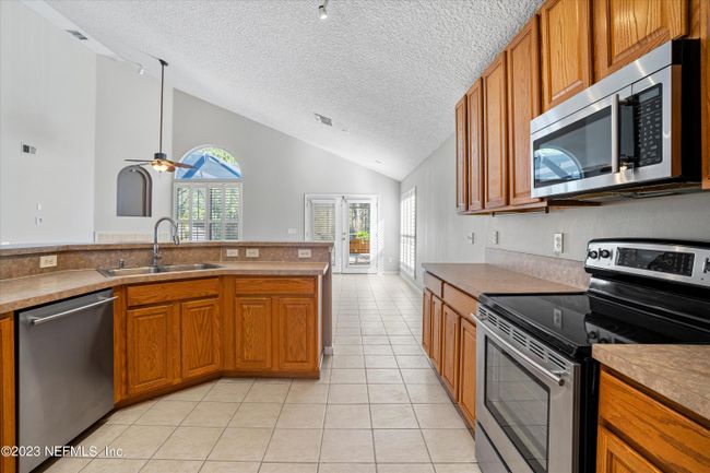 885 S Lilac Loop, House other with 4 bedrooms, 2 bathrooms and null parking in St Johns FL | Image 12