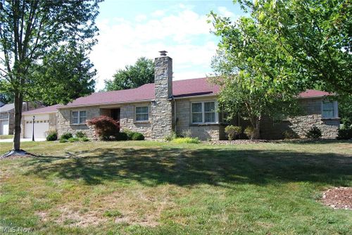 315 Parkway Dr, Zanesville, OH, 43701-1609 | Card Image