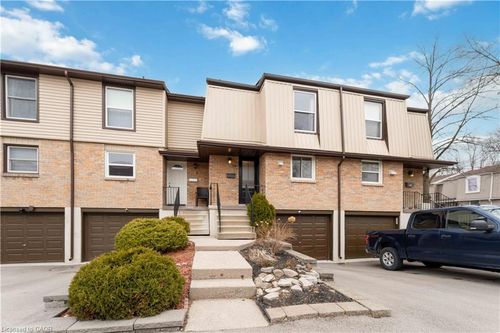 39-10 Angus Rd, Hamilton, ON, L8K6K3 | Card Image