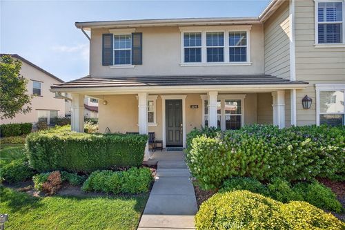 3218 Lisbon Ln, Oxnard, CA, 93036-7664 | Card Image