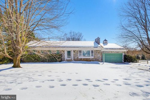 2102 Lyndell Dr, LANCASTER, PA, 17601-5728 | Card Image