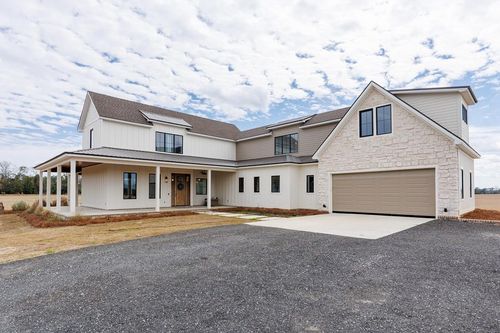 5546 Ga Highway 122 E, Hahira, GA, 31632-2023 | Card Image