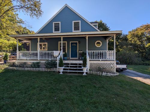 541 Benson Rd, Middlebury, CT, 06762-3224 | Card Image