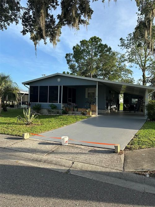 6456 Presidential Cir, Zephyrhills, FL, 33540-7512 | Card Image