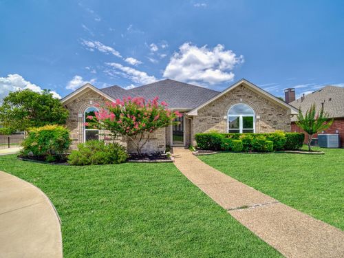 4573 Oak Shores Dr, Plano, TX, 75024-7352 | Card Image