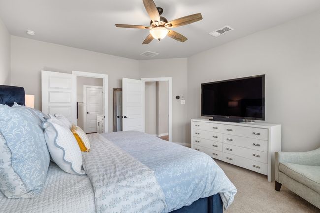 1363 Tecoma Trl, House other with 4 bedrooms, 2 bathrooms and null parking in Justin TX | Image 17