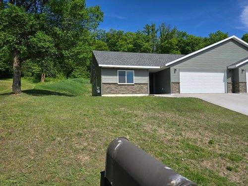1475 Michigan Ave, Detroit Lakes, MN, 56501-4719 | Card Image