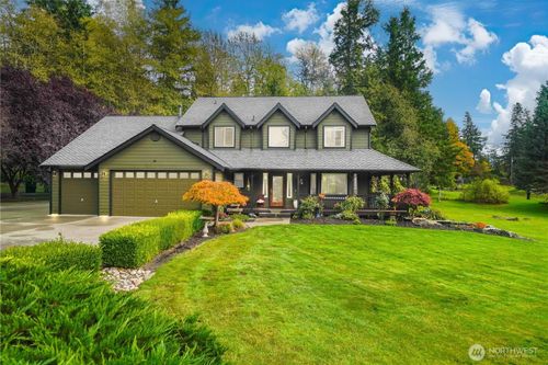 22833 107th Ave Ne, Arlington, WA, 98223-6108 | Card Image