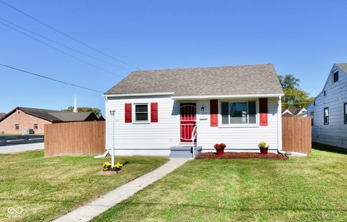 300 S A St, Elwood, IN, 46036-1809 | Card Image