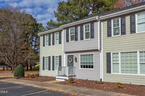 2556 Noble Rd, Raleigh, NC, 27608-1738 | Card Image