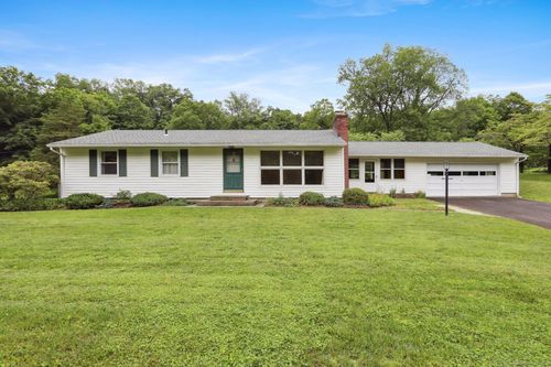 77 Old Middle Rd, Brookfield, CT, 06804-1128 | Card Image