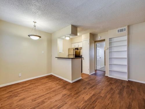 119-2401 Manor Rd, Austin, TX, 78722-2012 | Card Image