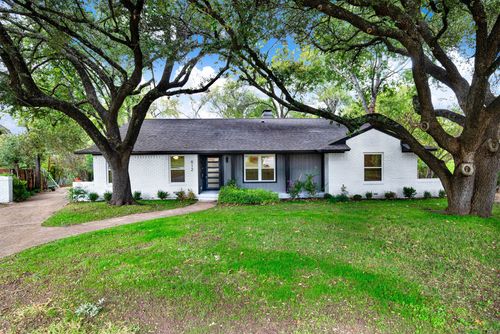 812 Belt Line Cv, Richardson, TX, 75080-5501 | Card Image