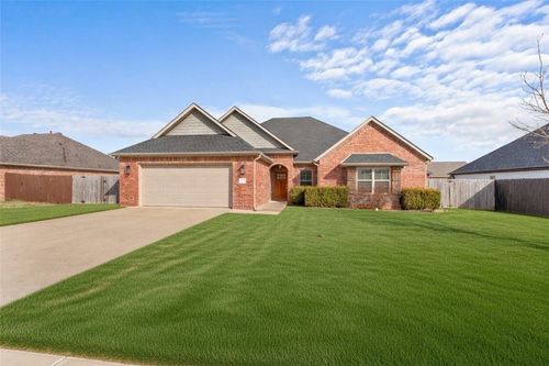 236 Ranalli Ave, Tontitown, AR, 72762-8957 | Card Image