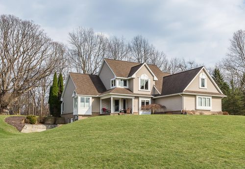 944 Marshall Ct, Dexter, MI, 48130-9474 | Card Image