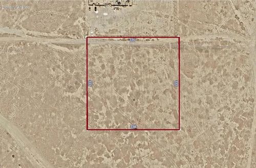 181 st Street East & Avenue O-1, Palmdale, CA, 93591 | Card Image