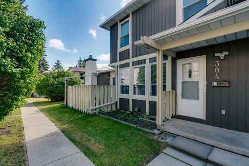 304-544 Blackthorn Road Ne, Calgary, AB, T2K5J5 | Card Image