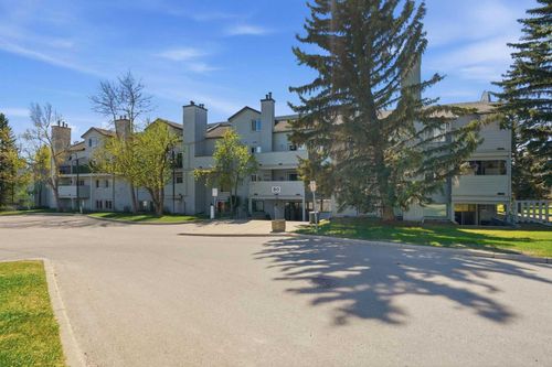 3204-80 Glamis Drive Sw, Calgary, AB, T3A6T7 | Card Image