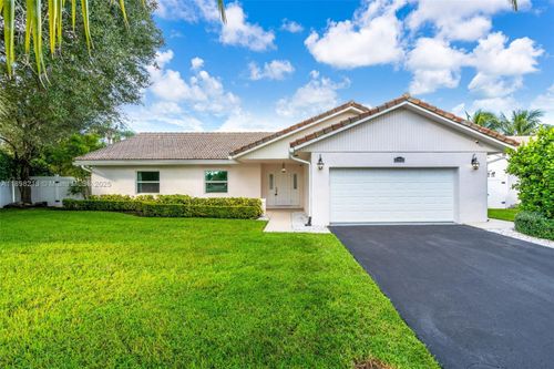 21043 Escondido Way N, Boca Raton, FL, 33433-2518 | Card Image
