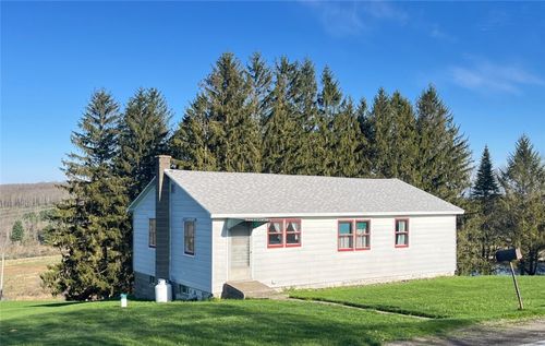 1647 County Road 27, Oxford, NY, 13830-3131 | Card Image