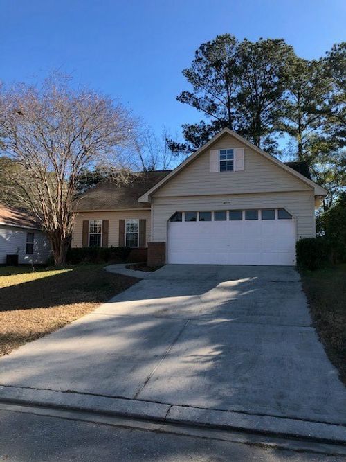 8151 Charrington Forest Blvd, TALLAHASSEE, FL, 32312-4201 | Card Image