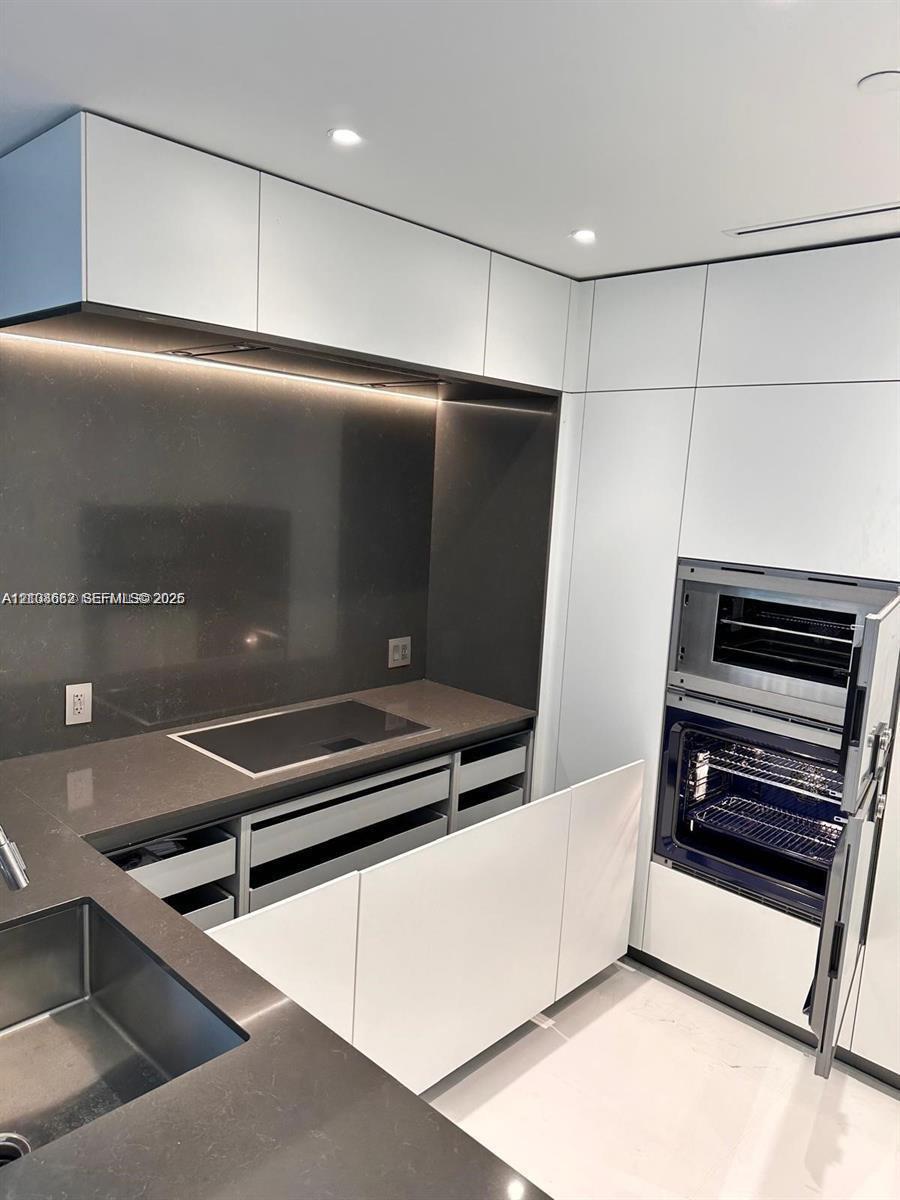 Residential Lease in Miami 4