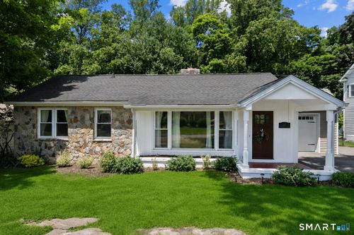 45 Woodridge Cir, Trumbull, CT, 06611-3713 | Card Image