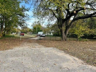 View of street | Image 1