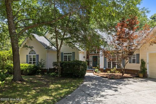 250 White Oak Bluff Rd, Stella, NC, 28582-9757 | Card Image