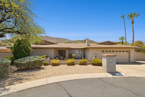 207 W Surrey Ave, Phoenix, AZ, 85029-1824 | Card Image