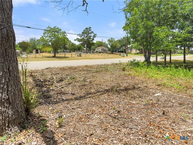 1140 N Hackberry Ave, Home with 0 bedrooms, 0 bathrooms and null parking in Luling TX | Image 5