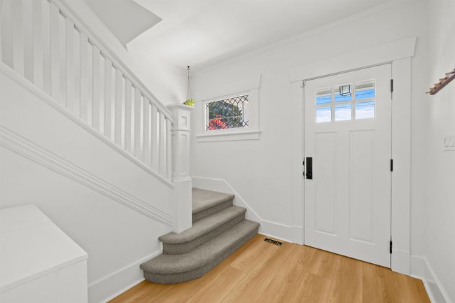 1421 Seventh Ave, House other with 3 bedrooms, 2 bathrooms and null parking in New Westminster BC | Image 6