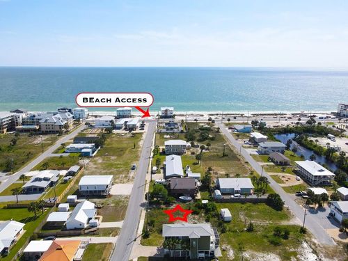 117 15th St, Mexico Beach, FL, 32456-7055 | Card Image