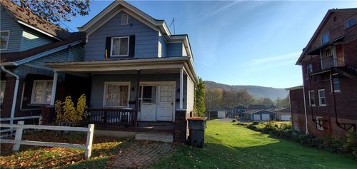 2222 7th Ave, Beaver Falls, PA, 15010 | Card Image