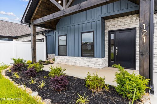 121 Blue Phlox Ln, Andersonville, TN, 37705-3038 | Card Image