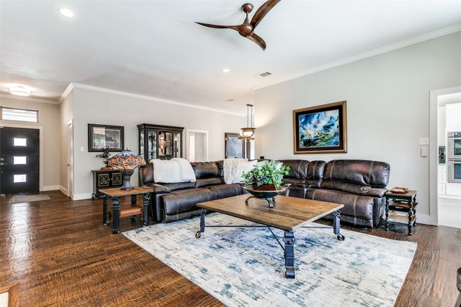 4320 Country Ln, House other with 3 bedrooms, 2 bathrooms and null parking in Grapevine TX | Image 6