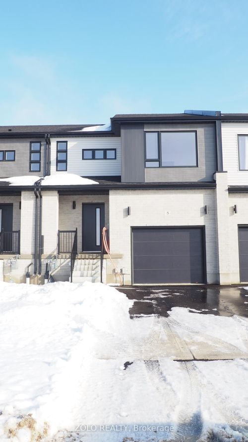 8 Riddell Dr, Stratford, ON, N5A0L2 | Card Image