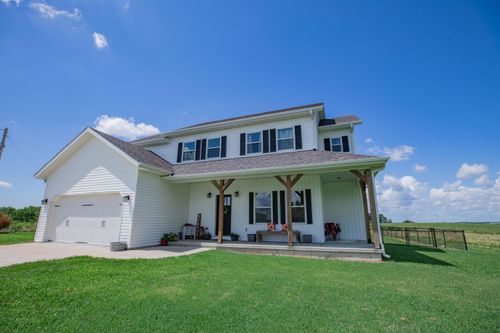 905 E 477th Rd, Bolivar, MO, 65613-8140 | Card Image