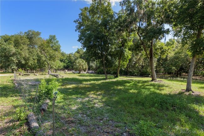 5870 N Briarcliff Ter, House other with 3 bedrooms, 3 bathrooms and 2 parking in Hernando FL | Image 47
