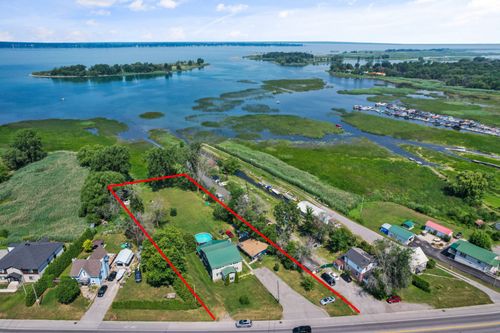 256 Boul De Maple Grove, Beauharnois, QC, J6N1L3 | Card Image