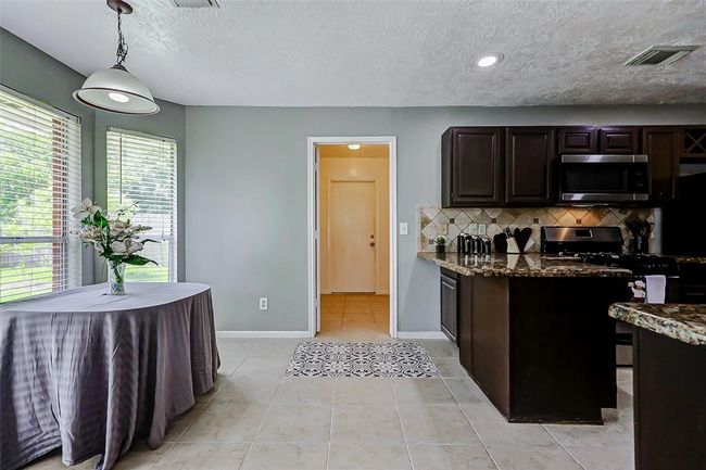 1410 Quiet Green Ct, House other with 3 bedrooms, 3 bathrooms and 2 parking in Houston TX | Image 18