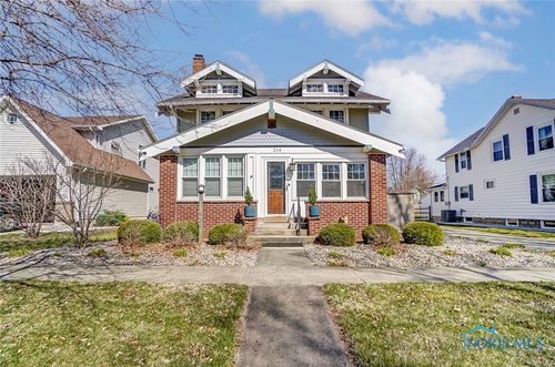 214 Vine St, Pemberville, OH, 43450-7079 | Card Image