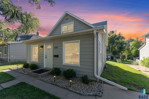 1103 N Duluth Ave Avenue, Sioux Falls, SD, 57104-1409 | Card Image