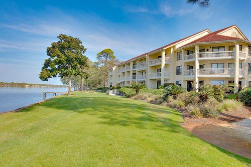 104-48 Marina Cove Dr, Niceville, FL, 32578-4163 | Card Image