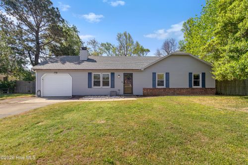 3103 Old Gate Rd, Morehead City, NC, 28557-3165 | Card Image