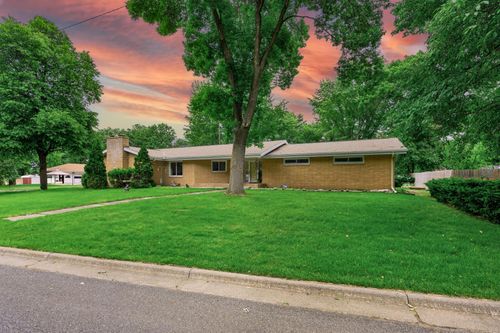 755 3rd Ave Nw, Milaca, MN, 56353-1710 | Card Image